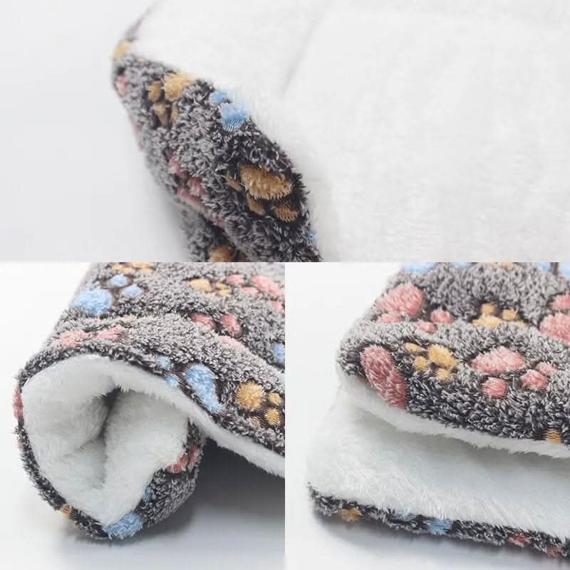 Digger's Accessory Deluxe Washable Plush Pet Bed, Reversible Fleece Crate Mat with Anti-Slip Bottom for Dogs & Cats